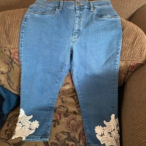 Casual date night capris